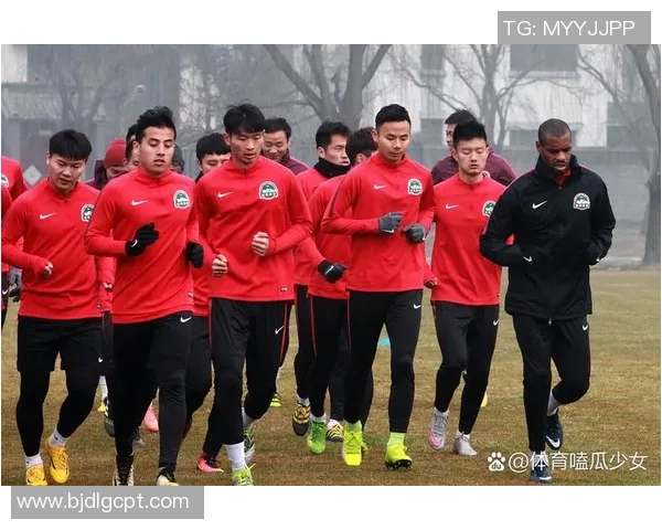 阿联酋U19青年队对决沙迦U19青少年球队精彩赛事回顾与分析 阿联酋U19青年队对决沙迦U19青少年球队精彩赛事回顾与分析